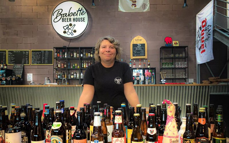 Babette Beer House - Lancer de Hache Pau