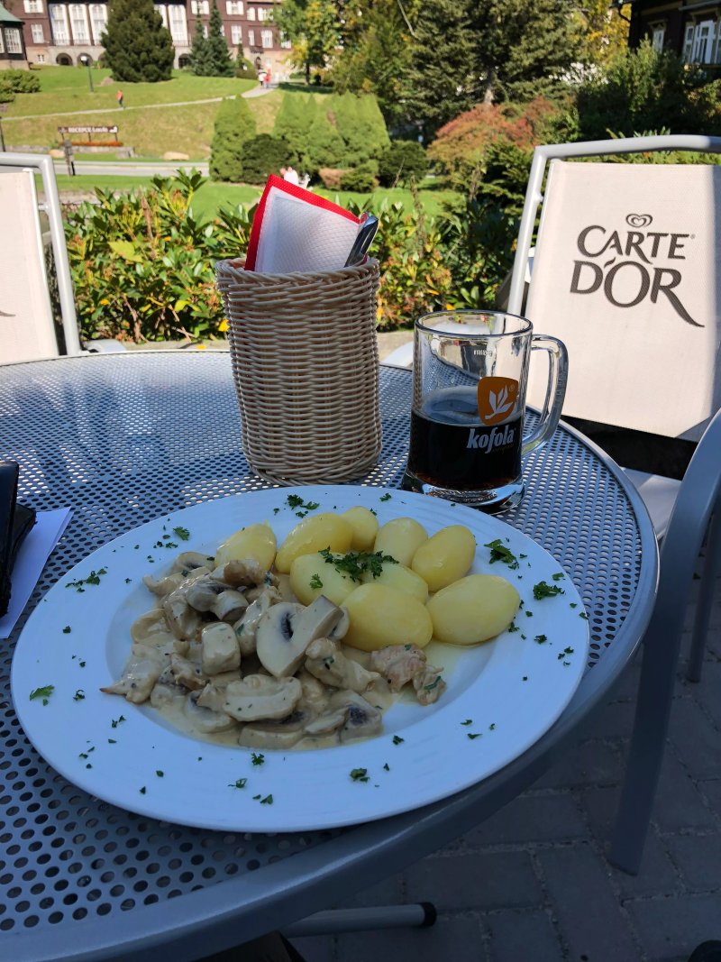 Restaurace a kavarna Letni Lazne