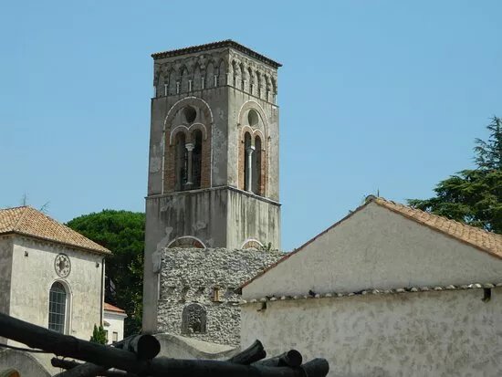 Ravello Piazza Vescovado