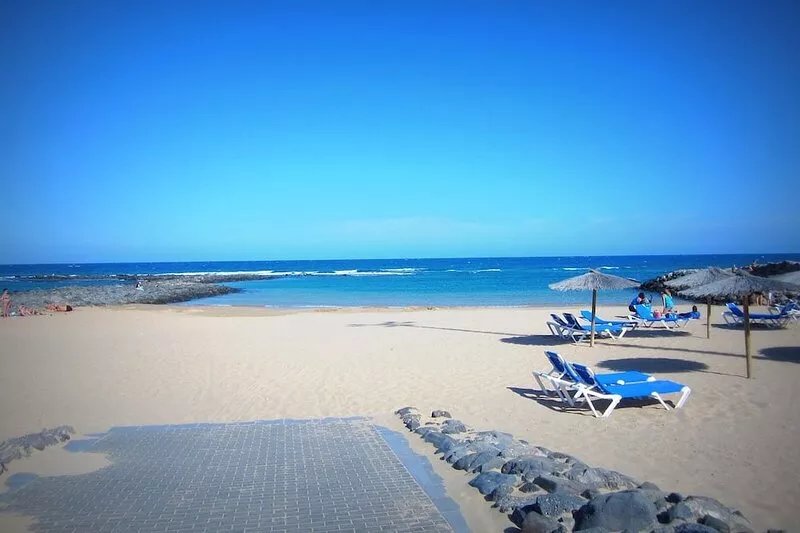 Villa Let on Golf Resort, heated pool at an extra Cost, Free Wi-Fi & Free A/C