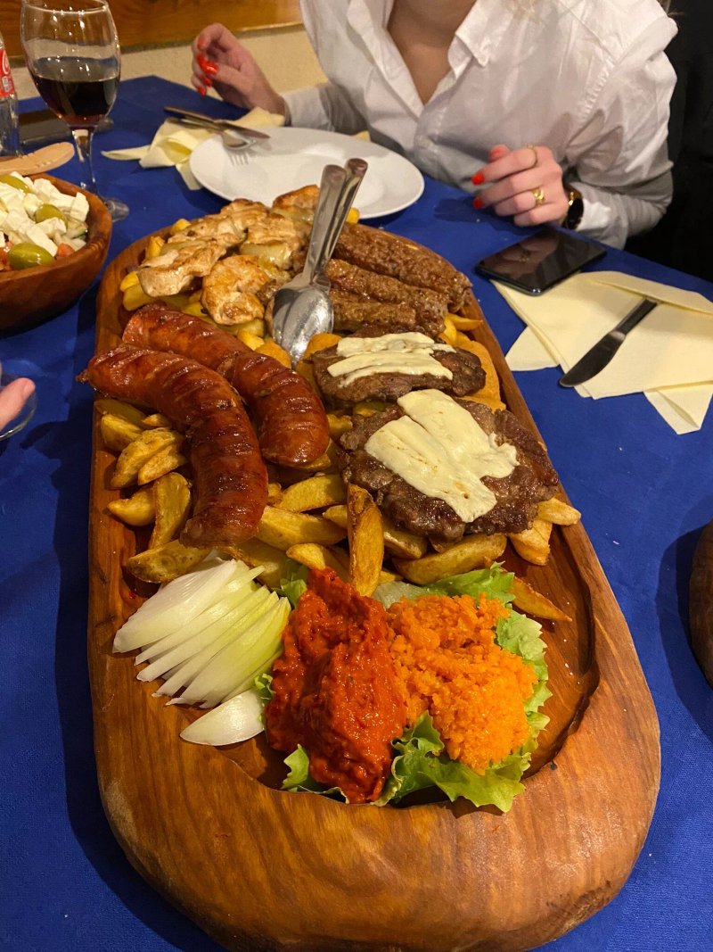Seoski turizam Viki / Viki Grill