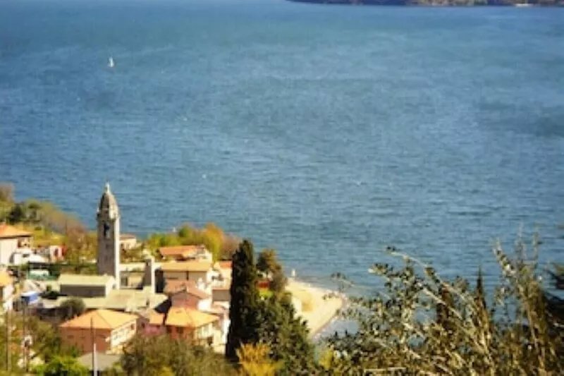 La Pace: the paradise of relax, 3 terraces lake view and a fireplace