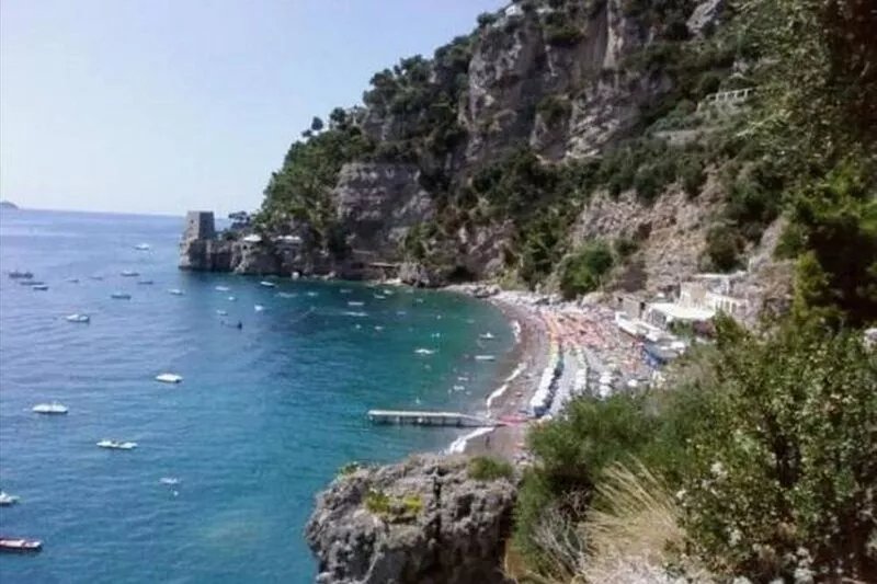 Sostella-Positano Center-Guest 7 Adults+1 Kids in 4 Bedrooms, 4 Baths- WiFi & AC