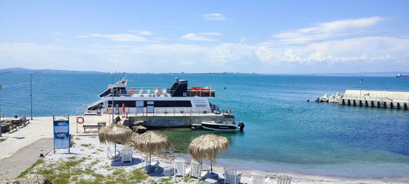 VesseLYak - Rent a Boat Burgas - Sozopol