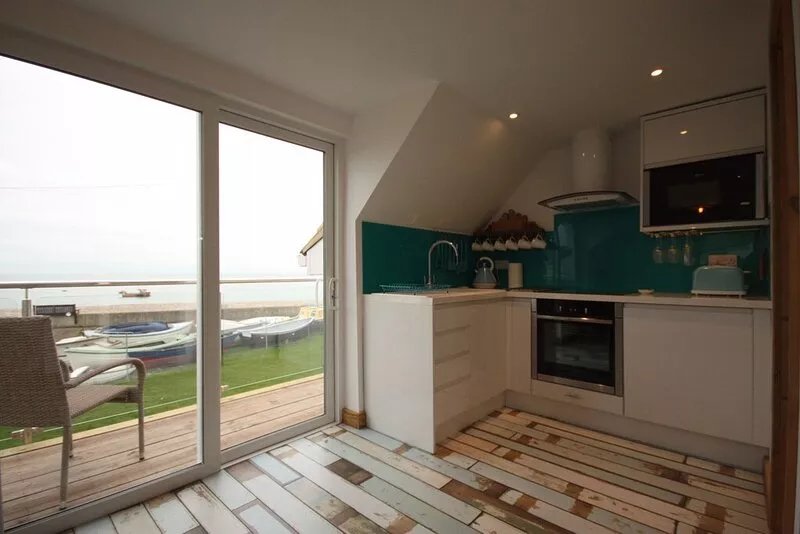 Beautiful Seafront Beach House