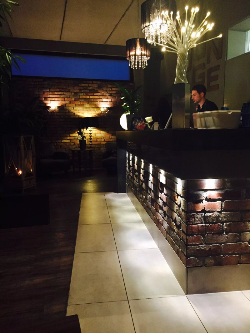 Landhotel Airport-Inn