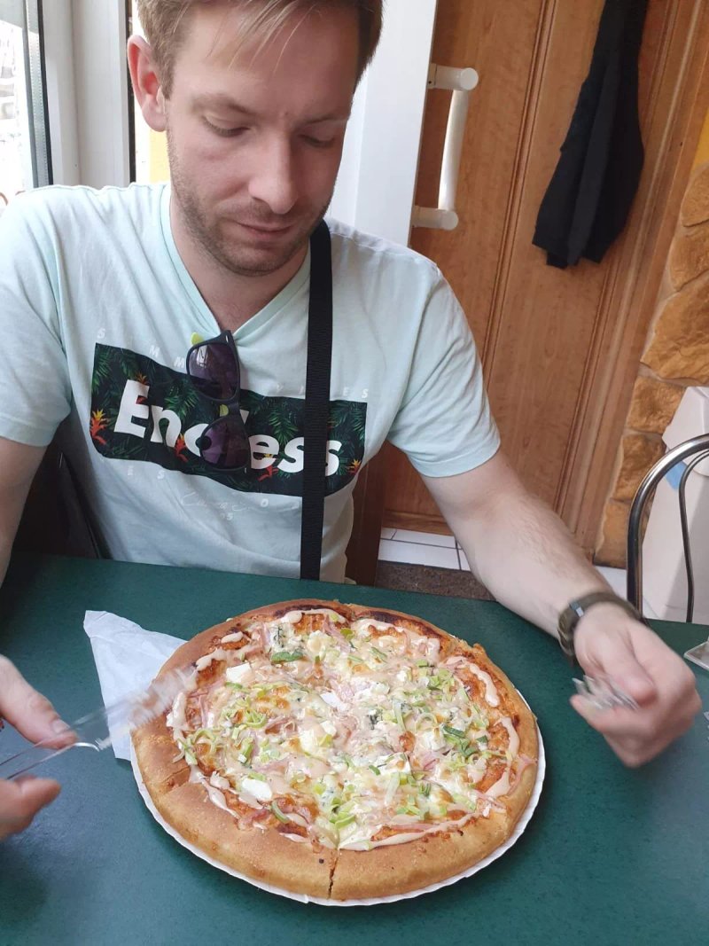 Mirena Pizzeria
