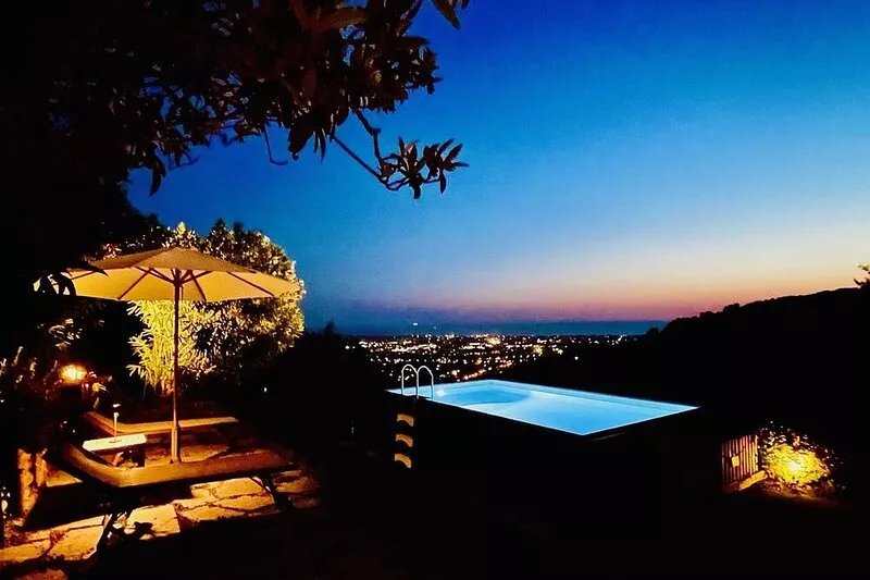Sea-view independent country house, 190 m2, air cond, small pool, Freezanz