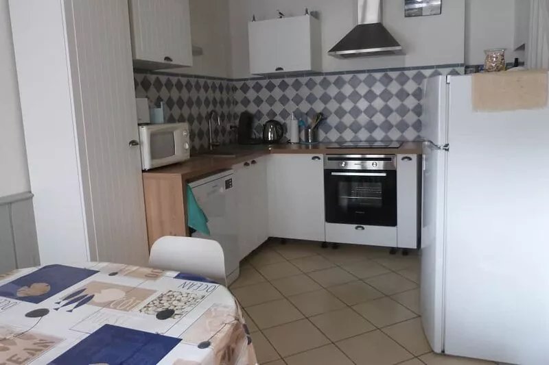 Atypical fisherman's house for 6 person and a baby