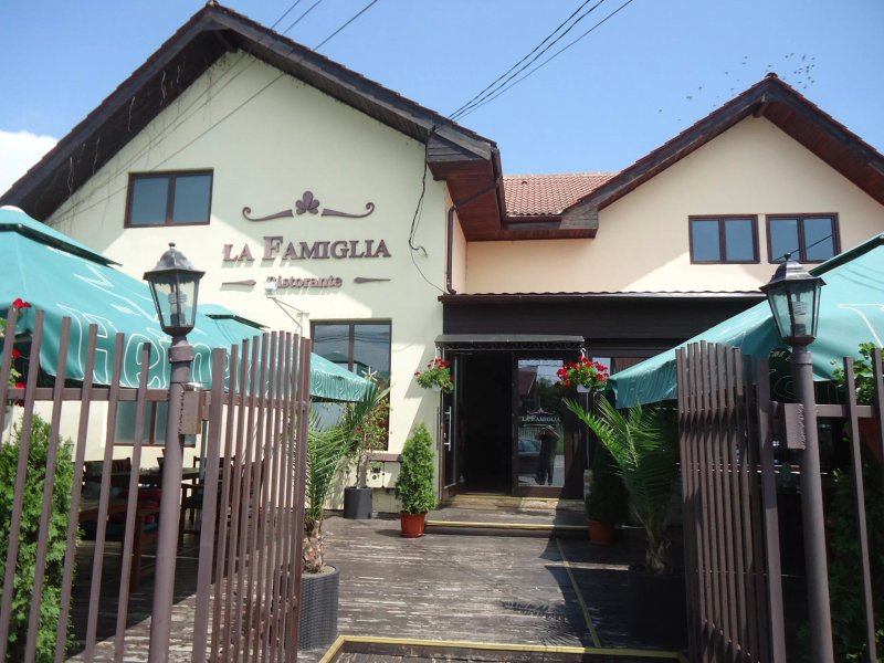 La Famiglia