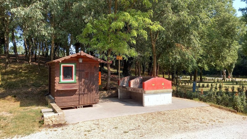 Area Sosta Camper "Associazione Camperisti di Monzambano"