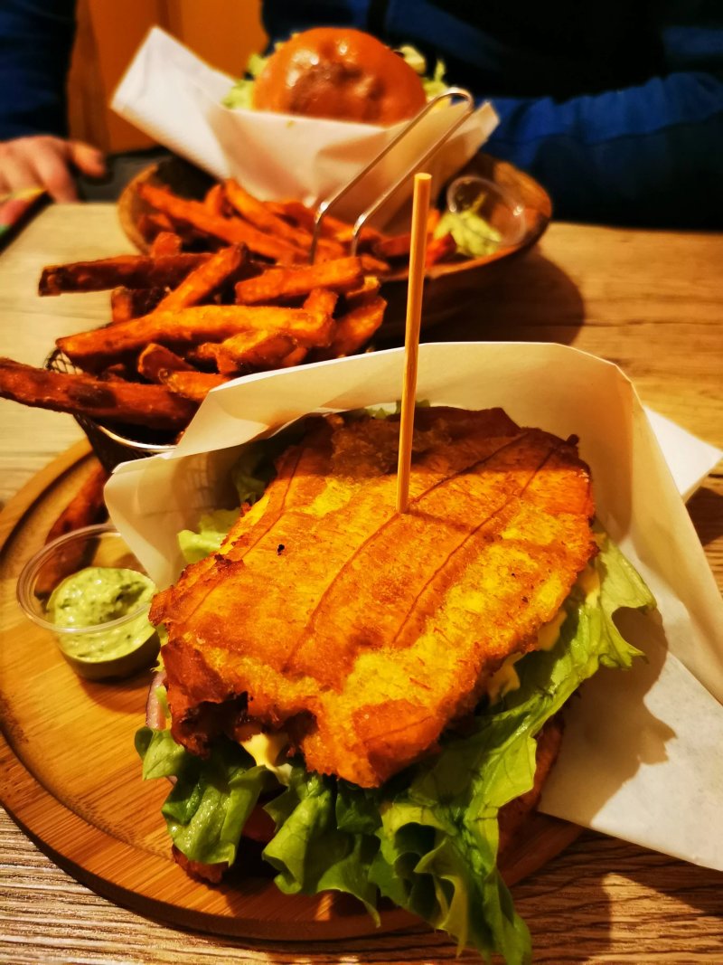 Afro Burgers EGR