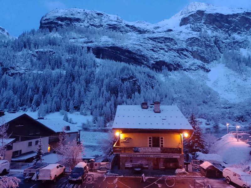 Chalet La Fontanette, Sauna, Jacuzzi, 300 m from the slopes...