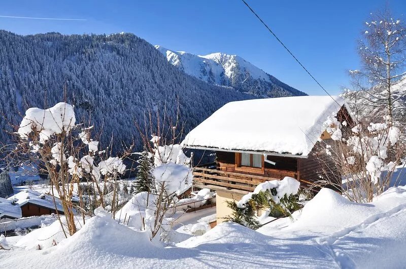 Savoyard chalet, 400 m away from the centre