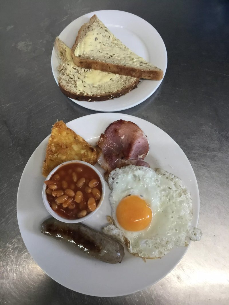 Lol's Cafe