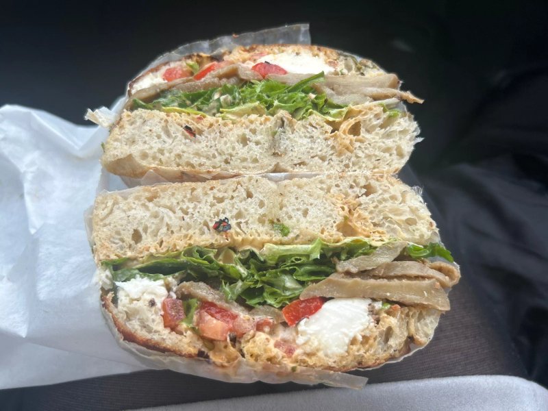 Nonna Juana Deli