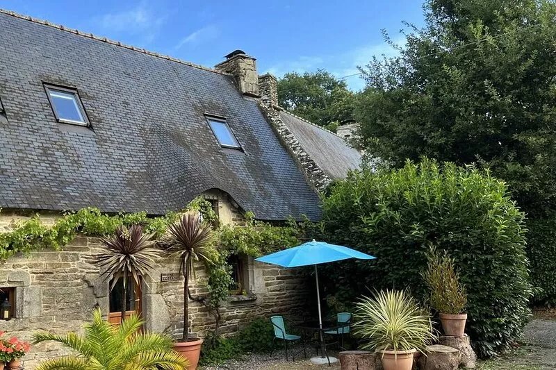 Vine Cottage - Vine, Bamboo and Wisteria Cottages. Peaceful countryside retreat.