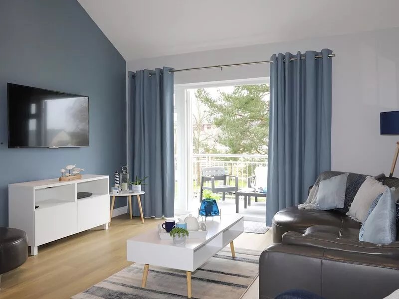 ANCHORS REST, family friendly, country holiday cottage in Y Felinheli