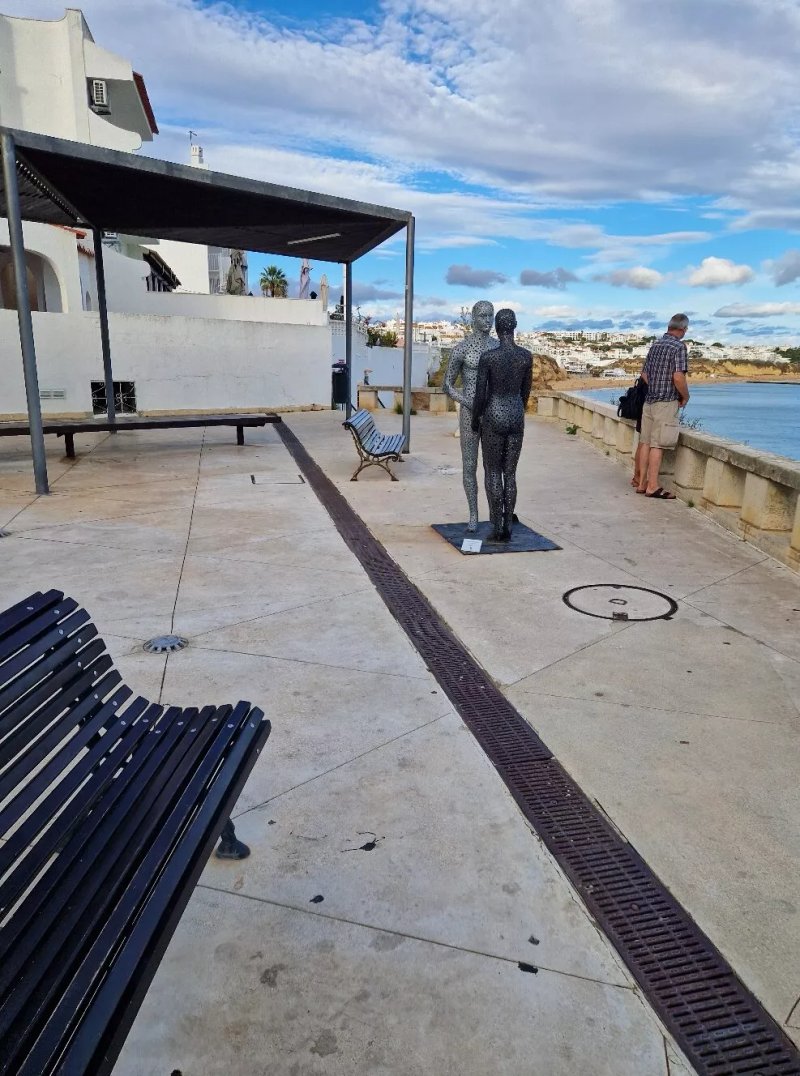 Estatua Discriminacao Racial