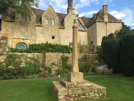 Snowshill Manor and Garden