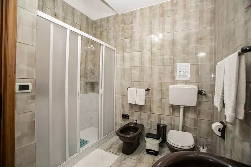 Apartment in villa with private pool exclusive use. CIN: EN082053C2ZX59VQGK