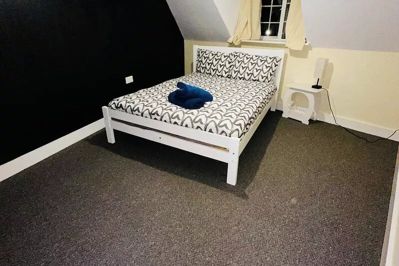Lady Charlotte house is suitable for workers and large families for vacation