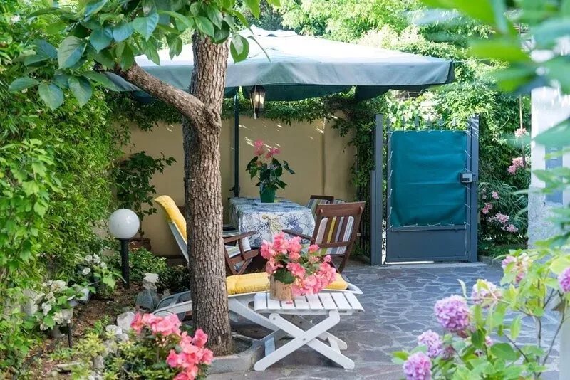 Luna Apartment - Holiday in Villa with garden in Venice Lido