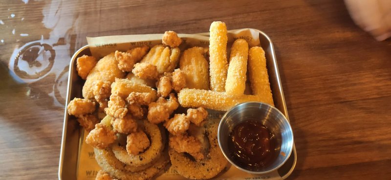 Wingz Chicken Factory