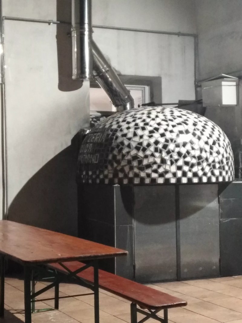 Pizzeria Da Asporto Da Luciano