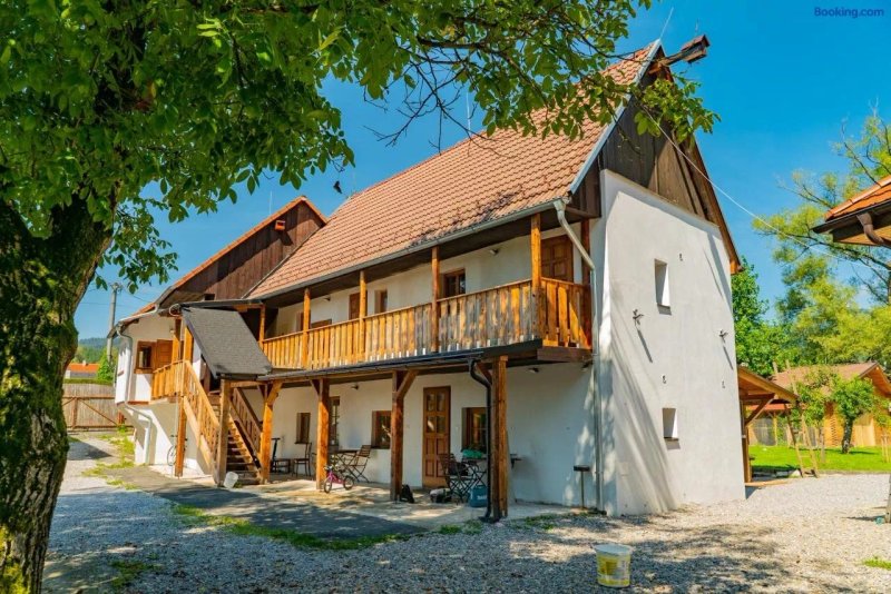 Farma Zelená Ruža