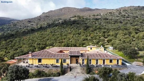 Hotel Resort Hipico El Hinojal