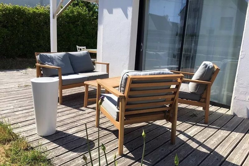 Appartement au RDC D'une Villa Située à 200 m de la mer