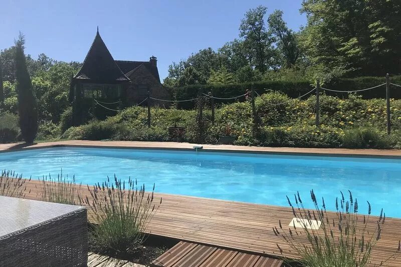 Beautiful stone house with private pool, stunning views, in heart of Dordogne