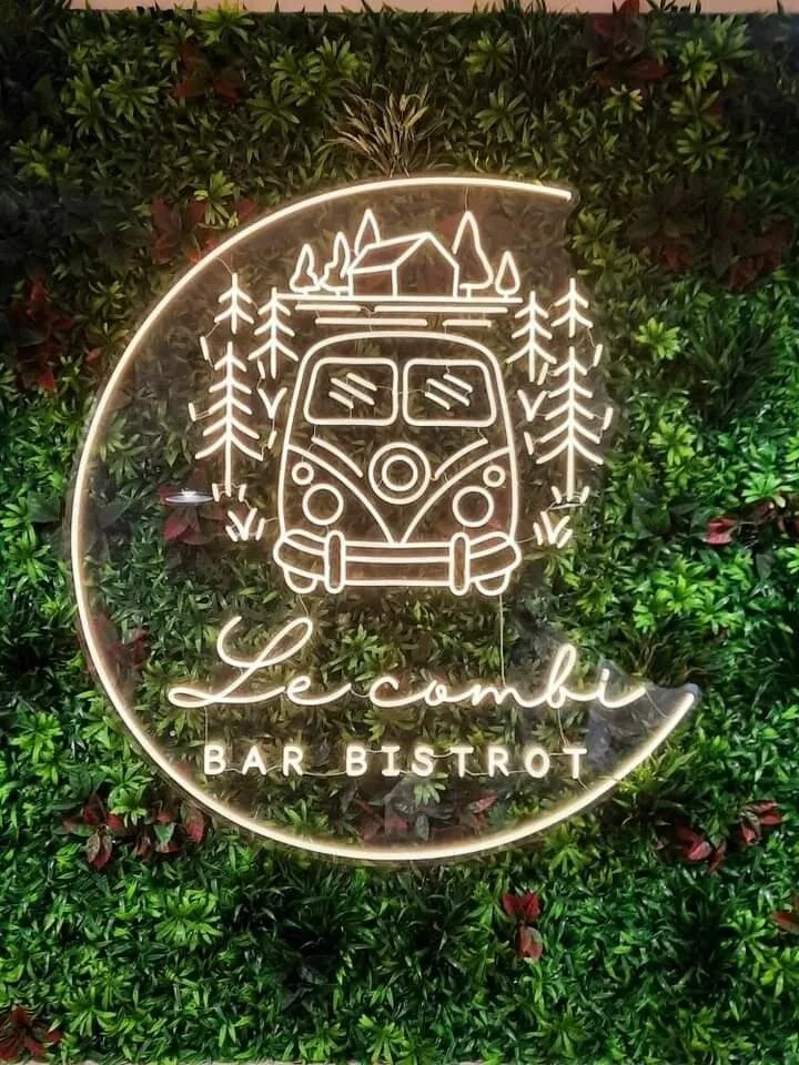 Le Combi Bar Bistrot