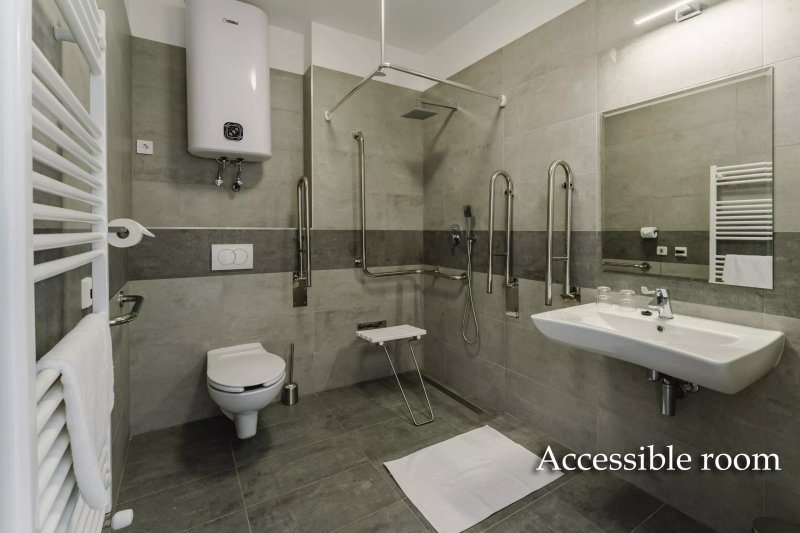 Noa Hotel