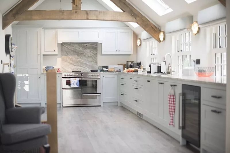 Iris 5* Gold Award Luxury Cottage