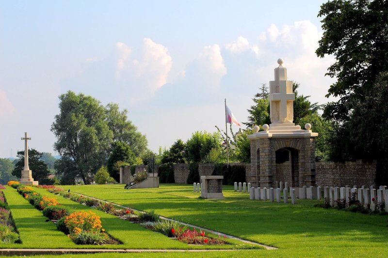 Boulogne Eastern Cemetery