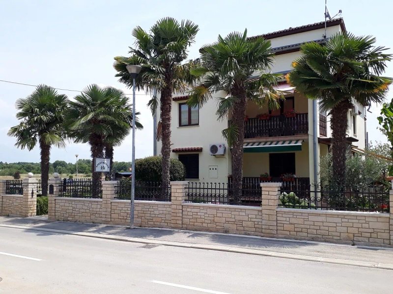 Funtana Apartments