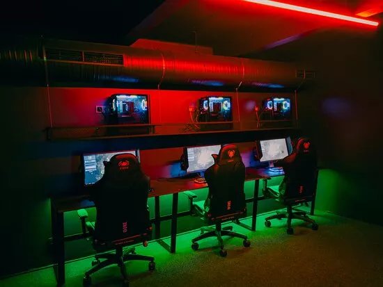 Casta Cyber Club