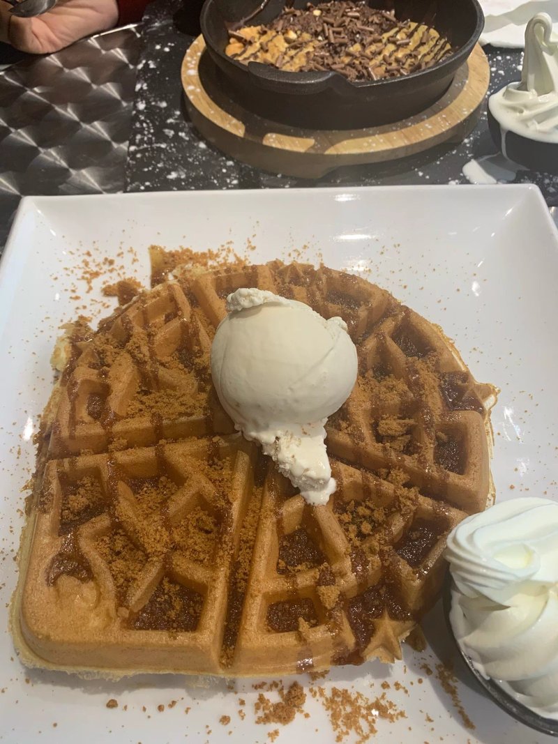 Creams Cafe Whitechapel