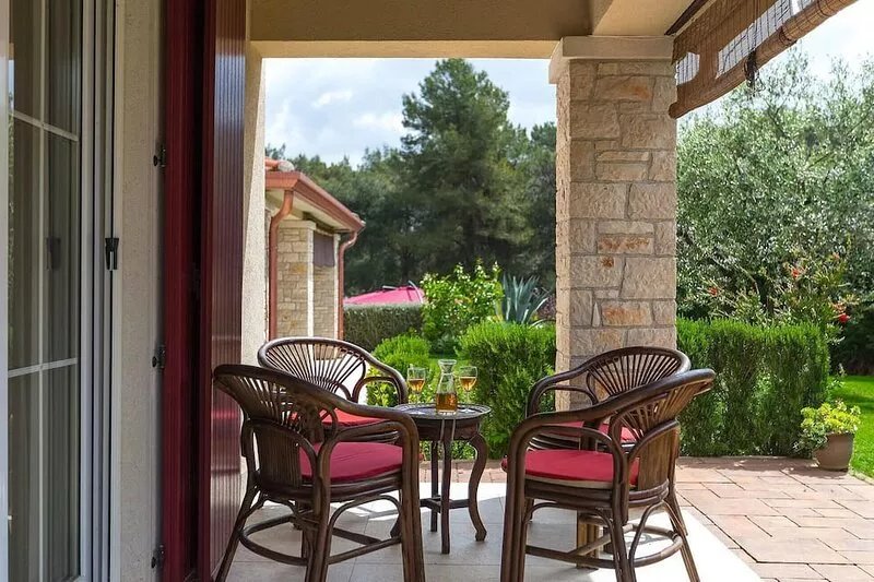 Villa Eda is a beautiful, charming family villa with an extremely inviting