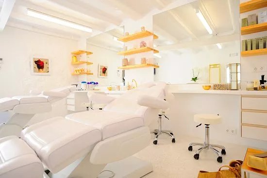 Armonia Wellness Center