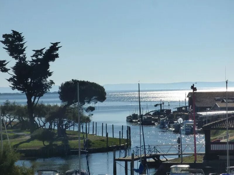 Furnished apartment sleeps 4 with view of the BASSIN D'ARCACHON - Near Bordeaux