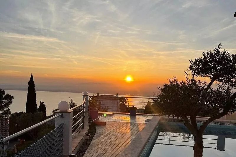 Beautiful holiday home with private pool - fantastic panoramic views - Internet