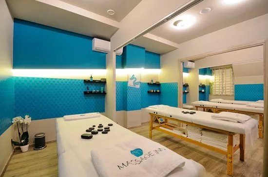 Massage Inn