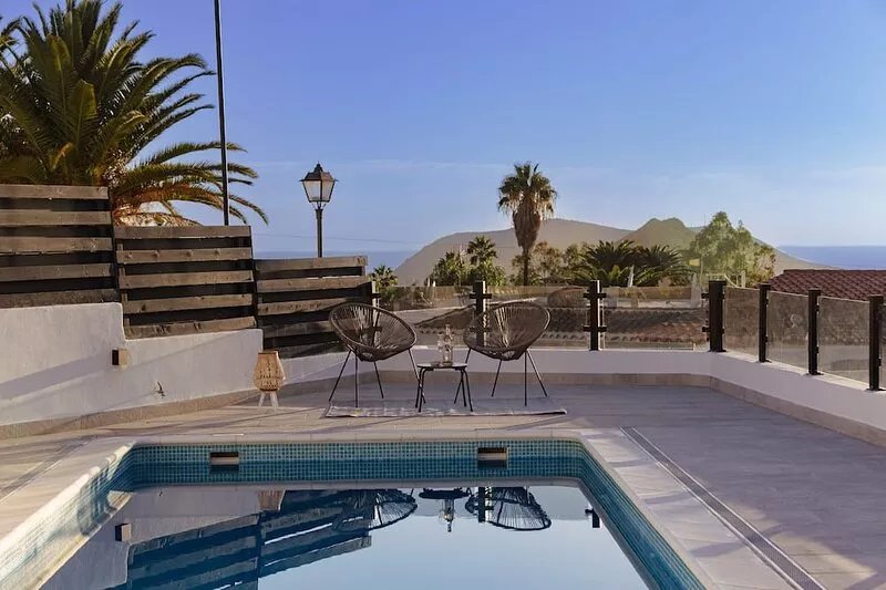 Vacation Villa 'La Blanca' with Sea View, Wi-Fi and Air Conditioning
