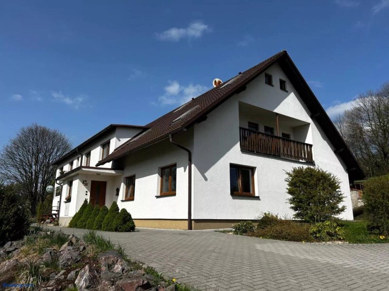 Restaurace A Penzion Na Strani