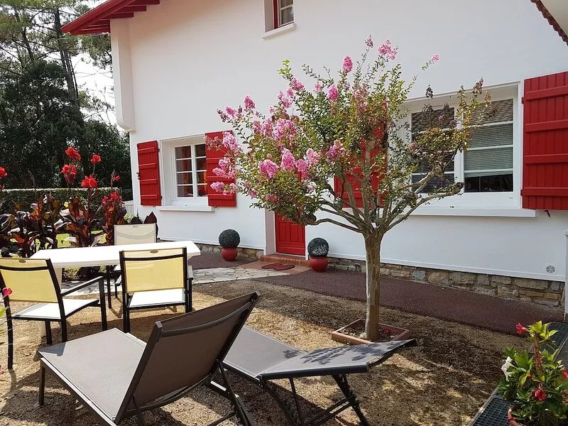 Hossegor. Villa between lake and ocean for 4/6 people