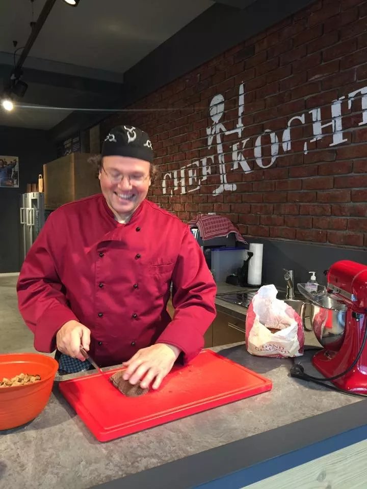 CHEF KOCHT