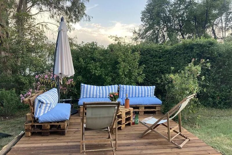 Air-conditioned family villa with large garden and swimming pool